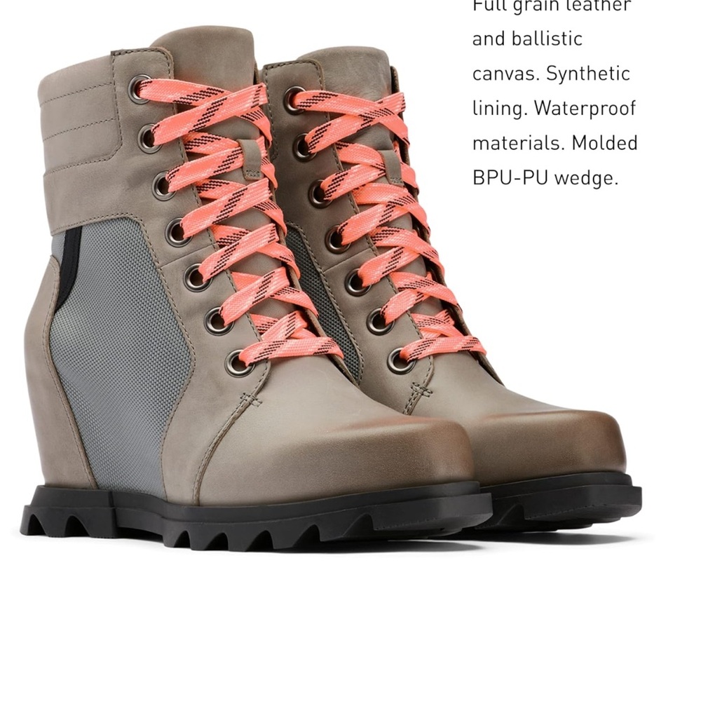 Sorel Women's Joan of Artic Wedge Lace-Up Boots - Brown and Pink